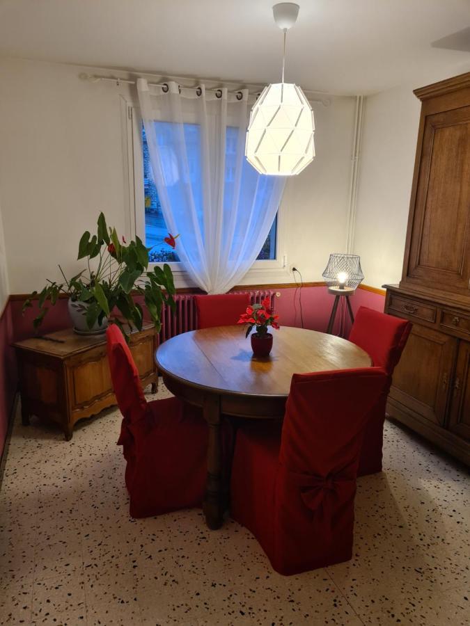 Logis Le Franco Belge Hotel มงแตร์เม ภายนอก รูปภาพ