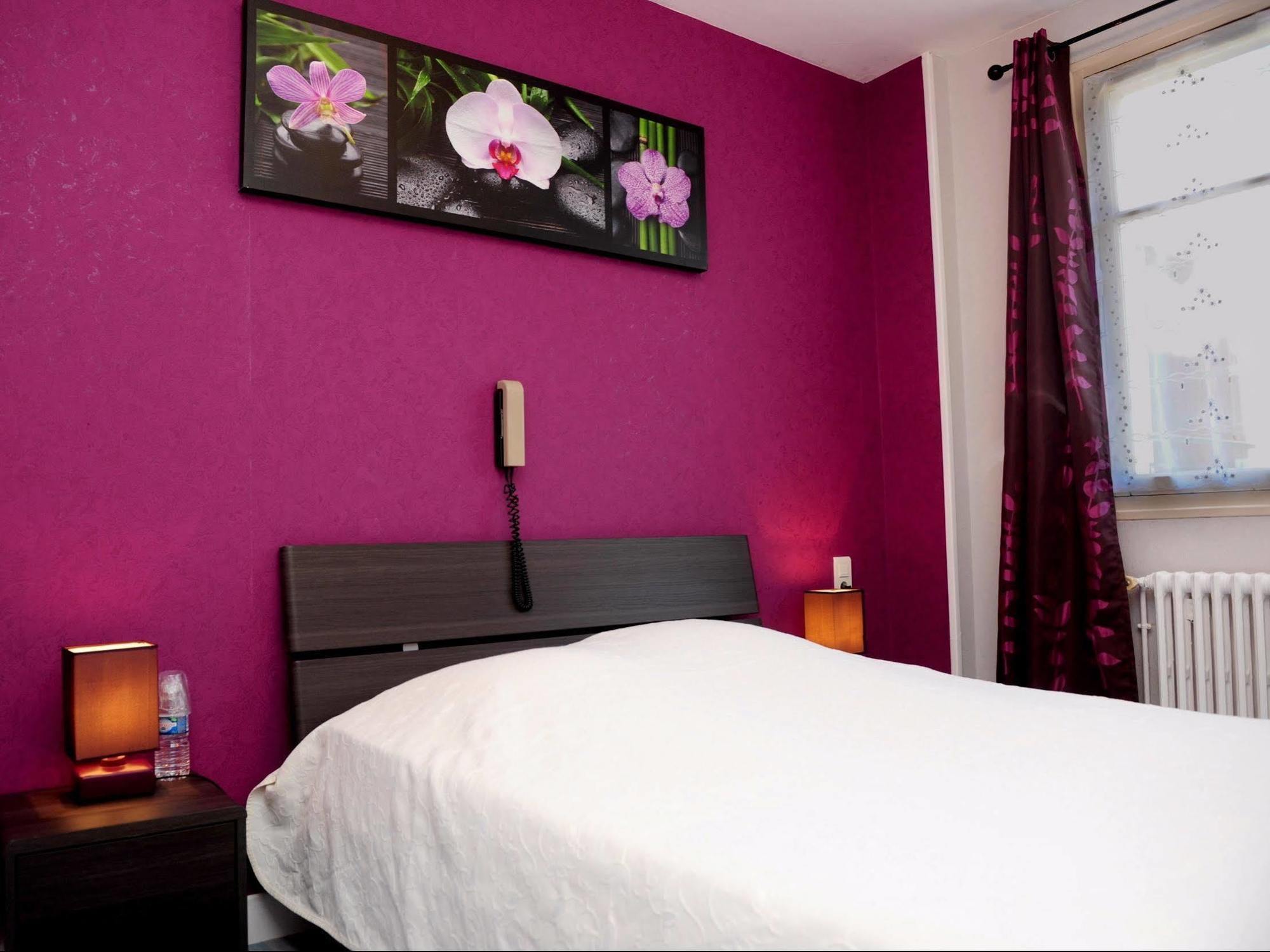 Logis Le Franco Belge Hotel มงแตร์เม ภายนอก รูปภาพ